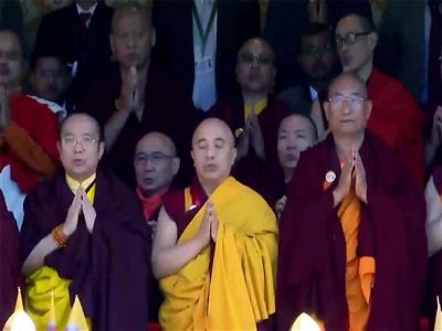 Bhutan's King leads prayers for Delhi blast victims