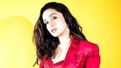 Shraddha Kapoor has a pertinent question for photo editors