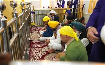 CM & Kejriwal pay obeisance at Gurudwara Takht Sri Keshgarh Sahib, Gurudwara Sheeshganj Sahib and Bhora Sahib