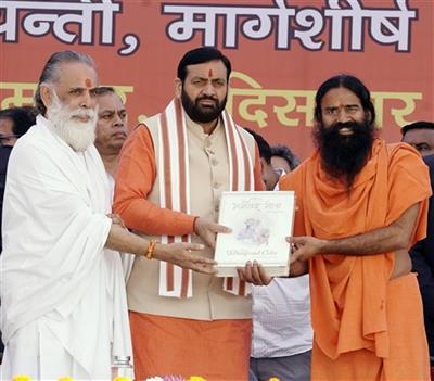 Global Gita Recitation Held with 21,000 Children during International Gita Mahotsav