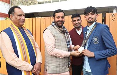 CM Felicitates Gold Medal–Winning Kabaddi Players of Asian Youth Games