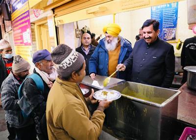 Agnihotri praises 'Almighty Blessings' for humanitarian and selfless service