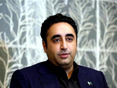 Pakistan: PPP Chairman urges Tehreek-e-Insaf to shun 'extremist politics', return to democratic norms