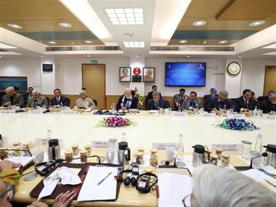 Had 'insightful interaction' with economists on Aatmanirbharta, Viksit Bharat: PM Modi