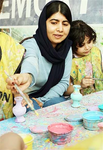 Nobel laureate Malala points at decimating freedom of Iranian women amid protests