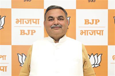 Apple growers’ interests paramount, Centre fully committed to their protection: Sandeepani Bhardwaj