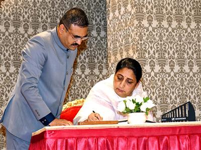 Samaana raises concerns over Sunetra Pawar's appointment, says 