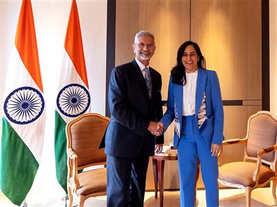 India-Canada emphasise commitment to strengthening ties, diversifying trade to support economic resilience
