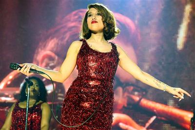 RAYE apologises after 65 fans denied entry to Paris concert due to ticketing error