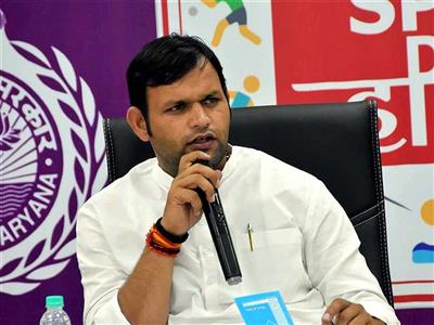 Holi strengthens social bonds: Sports Minister Gaurav Gautam