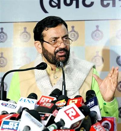 Chief Minister Calls for Decorum and Constructive Debate in the House