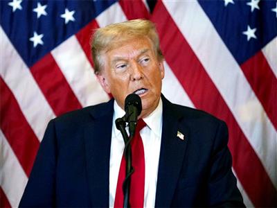 Trump refutes reports of top general advising against war with Iran