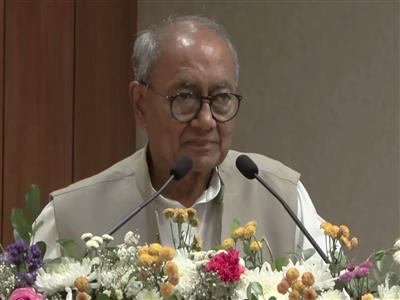 Support naxalism fight against exploitation, not violence: Digvijaya Singh clarifies Congress's position