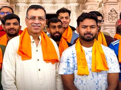 IPL 2026: LSG team offers prayers at Ram Janmabhoomi Temple in Ayodhya