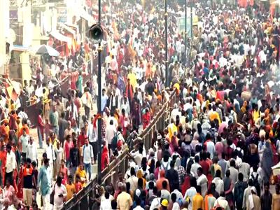 Ram Navami fervour sweeps through Ayodhya as devotees gather in thousands