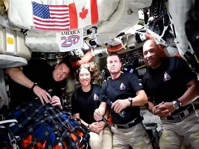 'Modern-day pioneers; you've inspired the world': Trump speaks to Artemis II crew