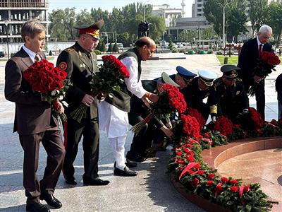 Defence Minister Rajnath Singh pays tribute to fallen heroes at Victory Square in Bishkek