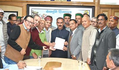 H.P. Pensioners Joint Front call on Chief Minister
