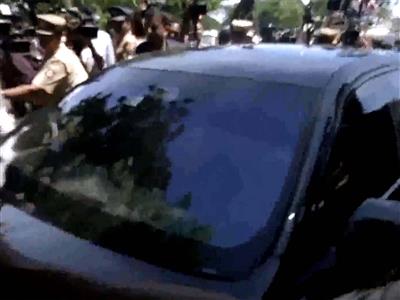 Chennai: TVK chief Vijay arrives at Lok Bhavan to meet Governor Arlekar for second round meeting