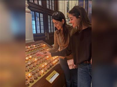 Ananya Panday gives a glimpse of how she ‘sits on her mother's head 24/7’