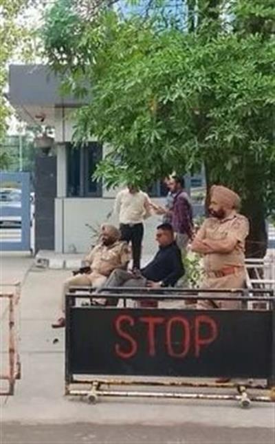 CBI Seals Punjab Vigilance Headquarters Office in ₹25 Lakh Bribery Case; Normal Work Affected at Headquarters