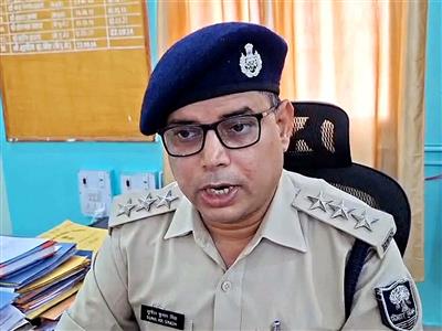 NEET 'Solver Gang' busted in Nalanda; MBBS student among 2 arrested with cash and forged admit cards