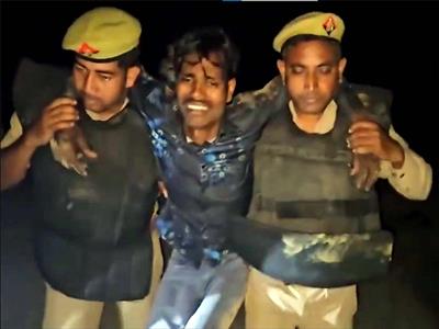 UP: Murder accused escapes custody, injured in police encounter near Nepal border