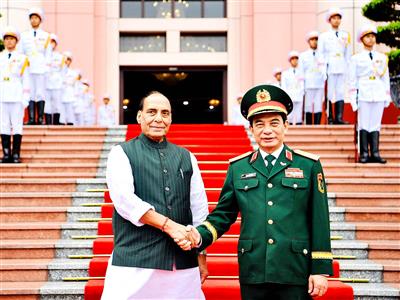 India, Vietnam reviews defence partnership, discuss further cooperation in maritime security