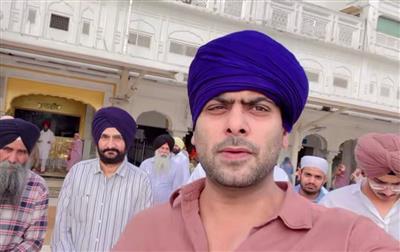 Punjabi Singer Mankirt Aulakh Visits Golden Temple After New Album Release