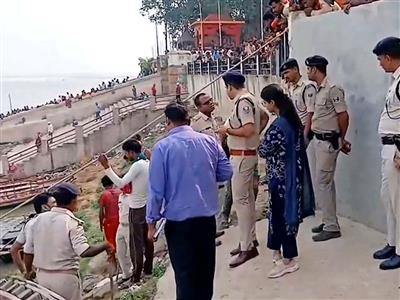 7 drown as boat capsizes at Umanath Ganga Ghat in Patna's Barh