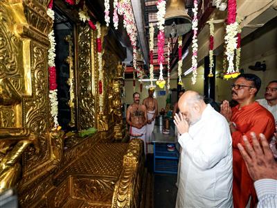 Union Home Amit Shah offers prayers at Lord Ayyappa Temple in Delhi, inaugurates Sabareesam Complex