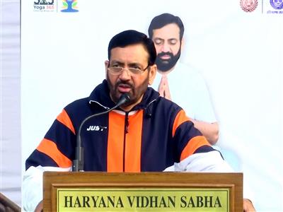 Haryana CM participates in Yoga protocol training ahead of International Yoga Day