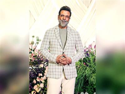 Jaaved Jaaferi calls social media 'extremely dangerous' for today's generation, raises serious concerns 
