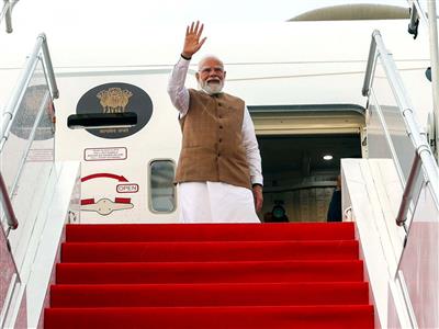 PM Modi returns to Delhi after concluding France, Slovakia visit