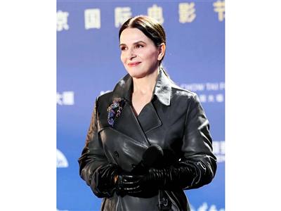 Dustin Hoffman, Juliette Binoche, Robert Richardson to receive Crystal Globe Honours at Karlovy Vary Film Festival