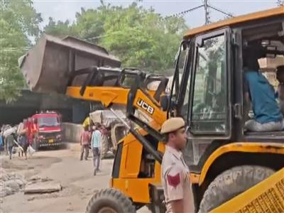 DDA carries out demolition drive at Yamuna Bazar to remove encroachments and unauthorised structures