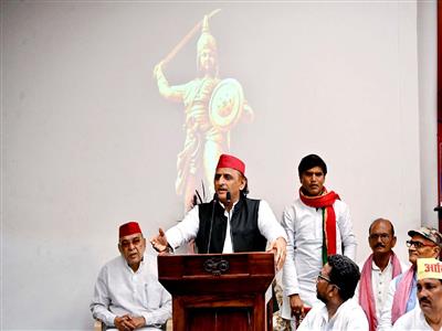 Akhilesh Yadav questions Lucknow Development Authority on Aliganj fire tragedy