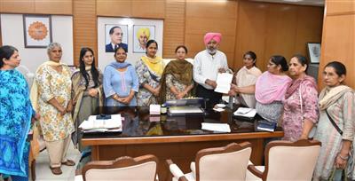 Cheema Reaffirms Pro-Employee Stand, Directs ₹60 Lakh Insurance for Anganwadi Workers