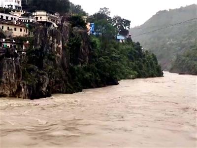 Uttarakhand: Residents in low-lying areas asked to relocate after Alaknanda crosses warning mark in Rudraprayag