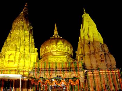 Kashi Vishwanath Dham decked up in flowers and lights for Nag Panchami