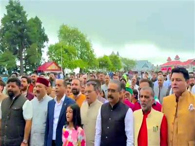 Himachal Assembly row: BJP sings Vande Mataram, National Anthem at Shimla's Ridge