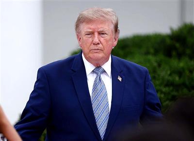 Trump signs order to rename Lake Ontario as Lake America