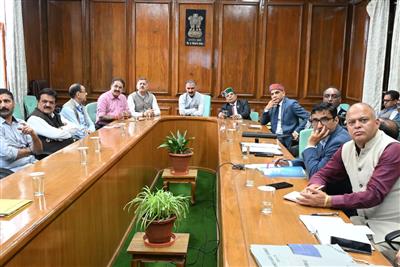 CM reviews progress of proposed Him-Chandigarh City