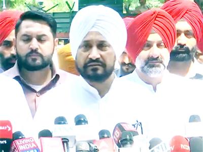 Charanjit Singh Channi demands arrest of Punjab Finance Minister Cheema in Dalit labourer suicide case