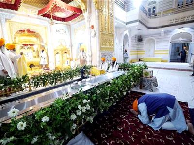PM Modi extends greetings on Prakash Purb of Sri Guru Granth Sahib