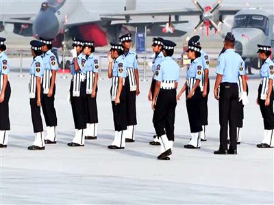 IAF conducts full-dress rehearsal at Hindon airbase ahead of Air Force Day parade on Oct 8