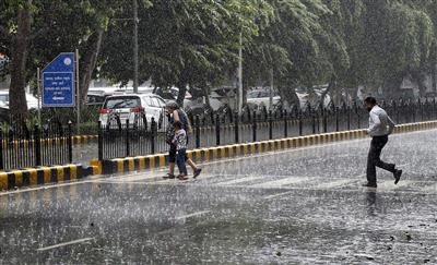 Heavy Rain, Thunderstorms Lash Delhi-NCR; IMD Issues Red Alert for All 11 Districts