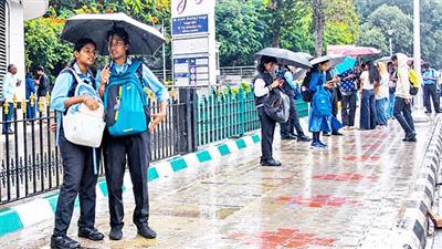 Heavy rain likely in several districts of West Bengal due to cyclone ‘Arnab’: IMD
