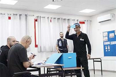 Fastest turnout in 45 years as Israelis pass wartime judgment on Netanyahu