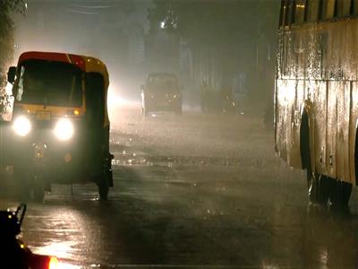 Overnight rain lashes Delhi; AQI, mercury dip as winter knocks on National Capital’s door